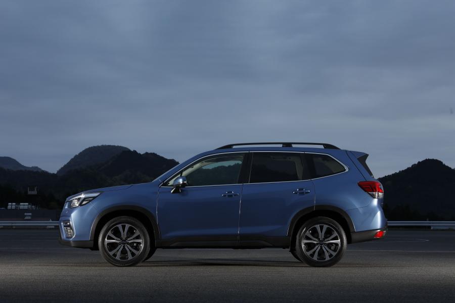  Subaru Forester Premium 2018 года  (JP) (фото 5 из 13)